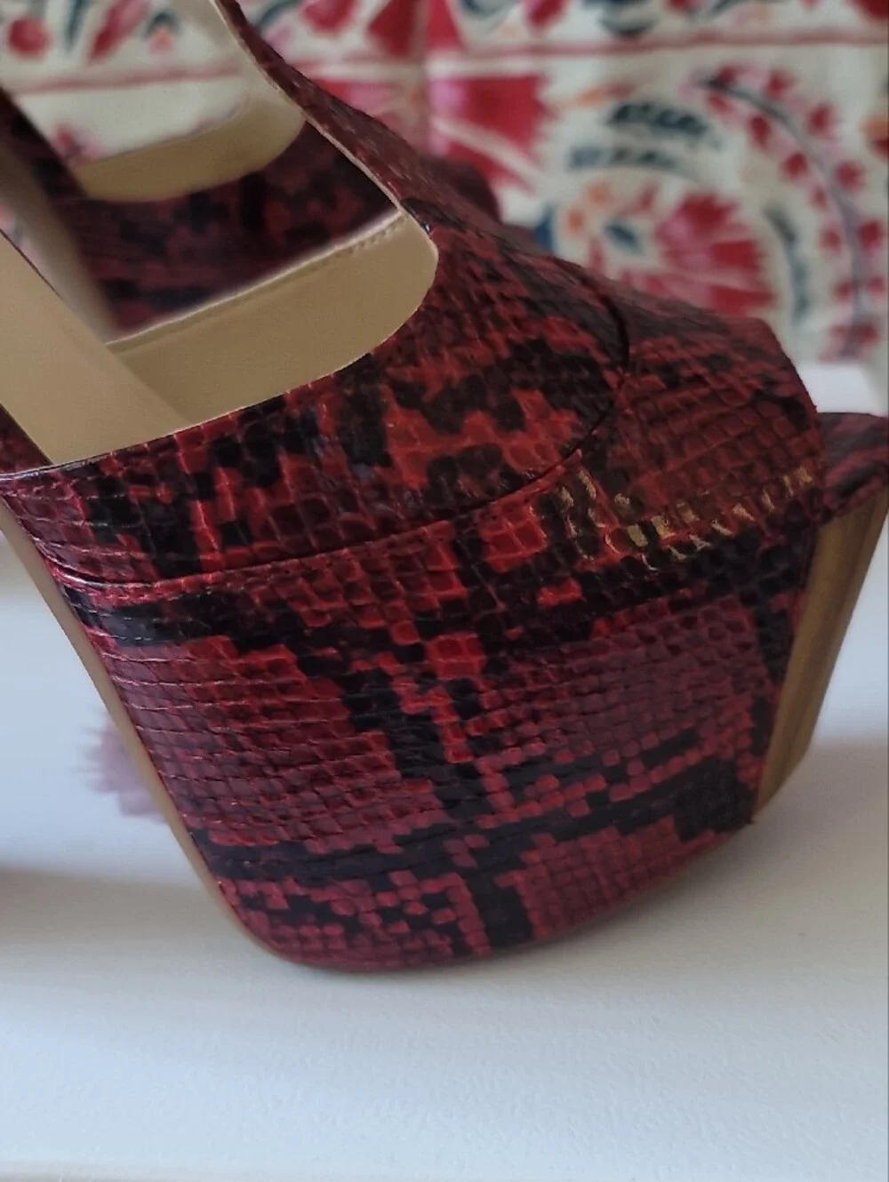 Jessica Simpson Wicked Red Phoenix Snake-Print Platform Peep-Toe Platform Heels